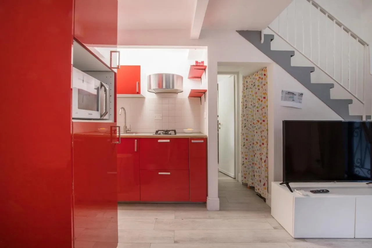 Laura Silent Loft Apartment Florence